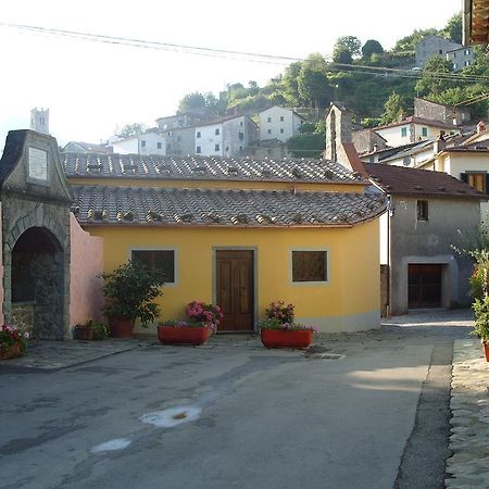 Il Podere Di Giada Bed & Breakfast Bagni di Lucca Bagian luar foto